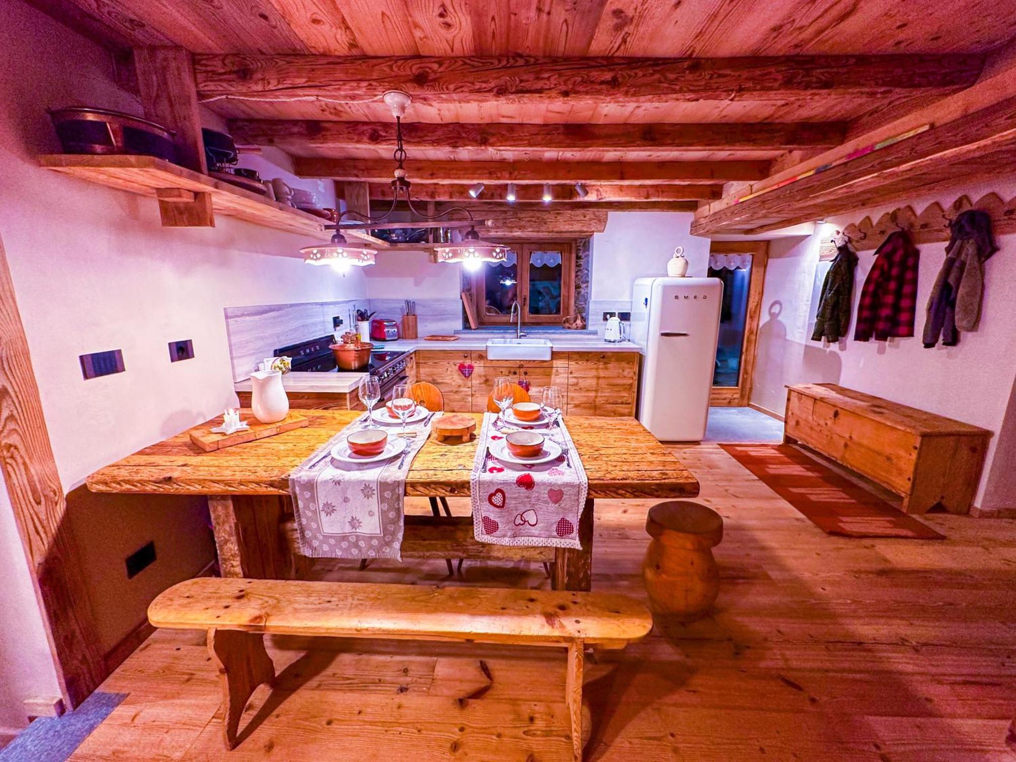 Joivy Modern Family Chalet With Stunning Mountain Views Champoluc Buitenkant foto