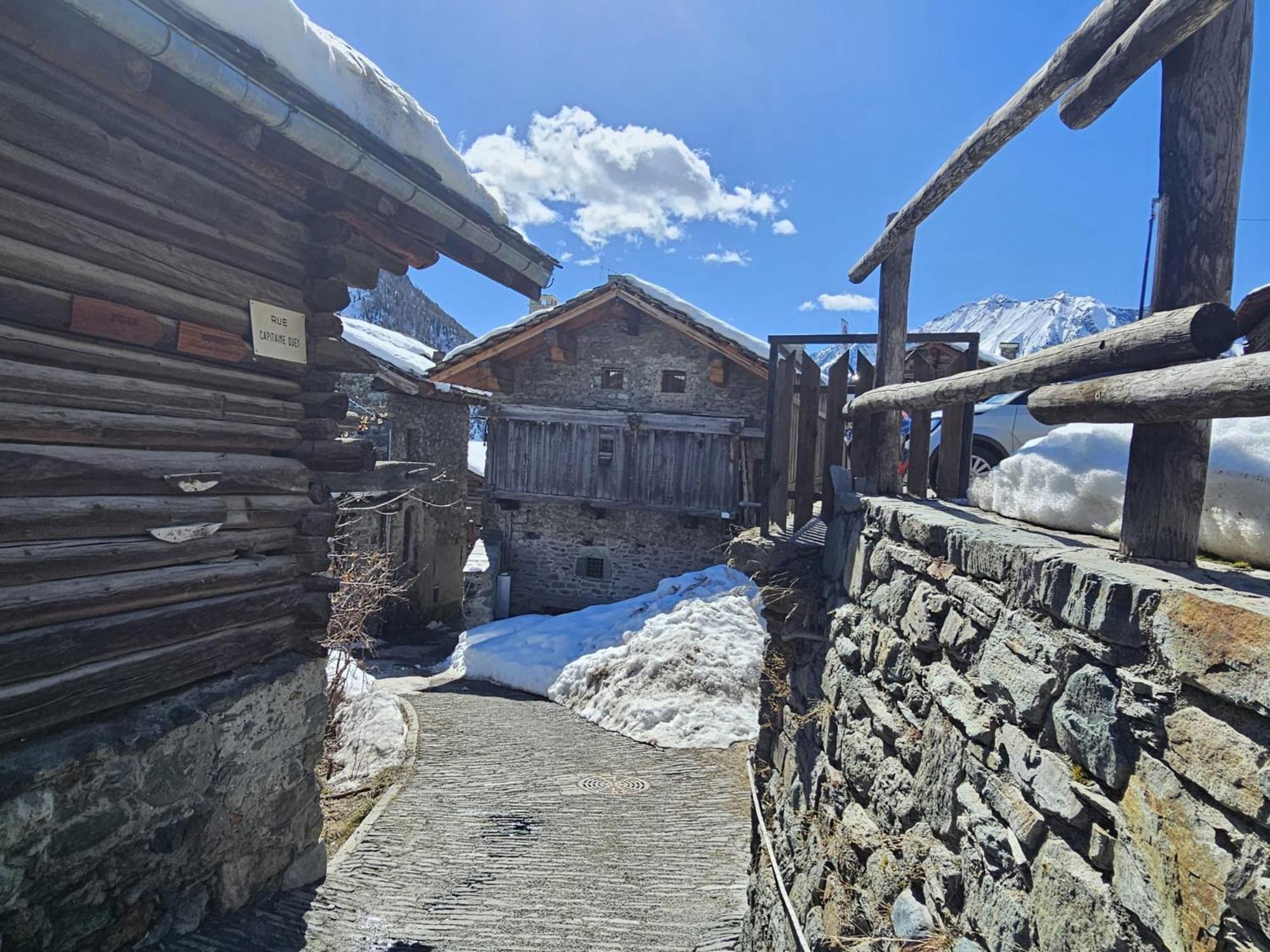 Joivy Modern Family Chalet With Stunning Mountain Views Champoluc Buitenkant foto